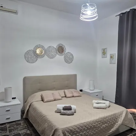 Guest house La Del Mar 3*